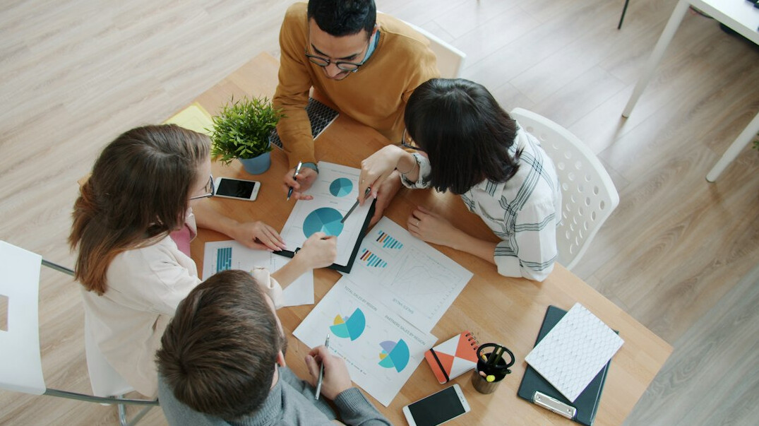 diverse group discussion